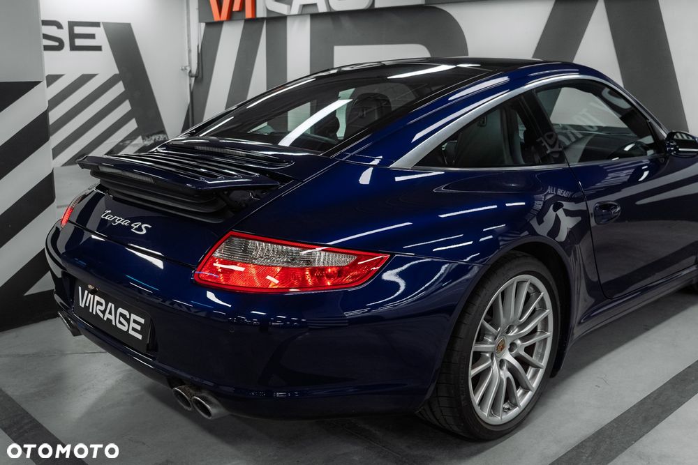 Porsche 911 - 16