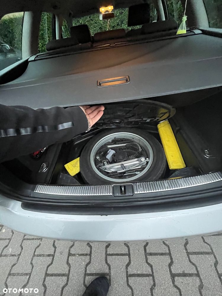 Audi A4 Avant 2.0 TDI - 19