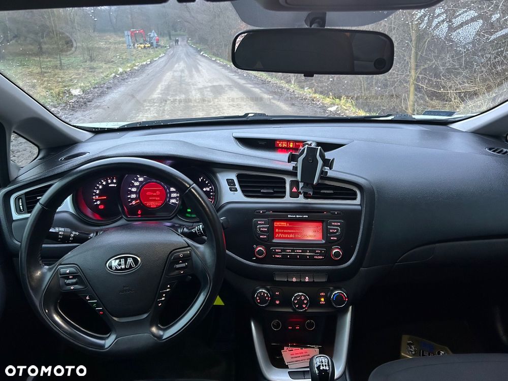 Kia Ceed 1.6 CRDi S - 11