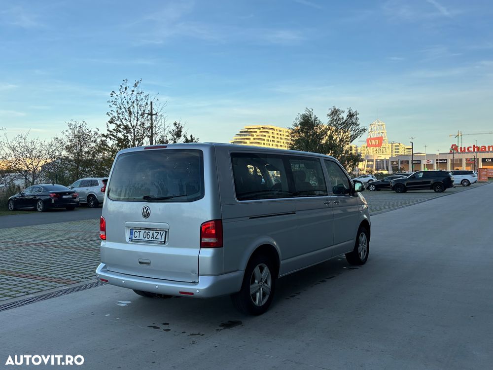 Volkswagen Caravelle - 9