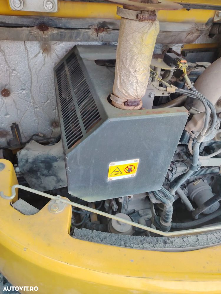 Komatsu PC80 - 4