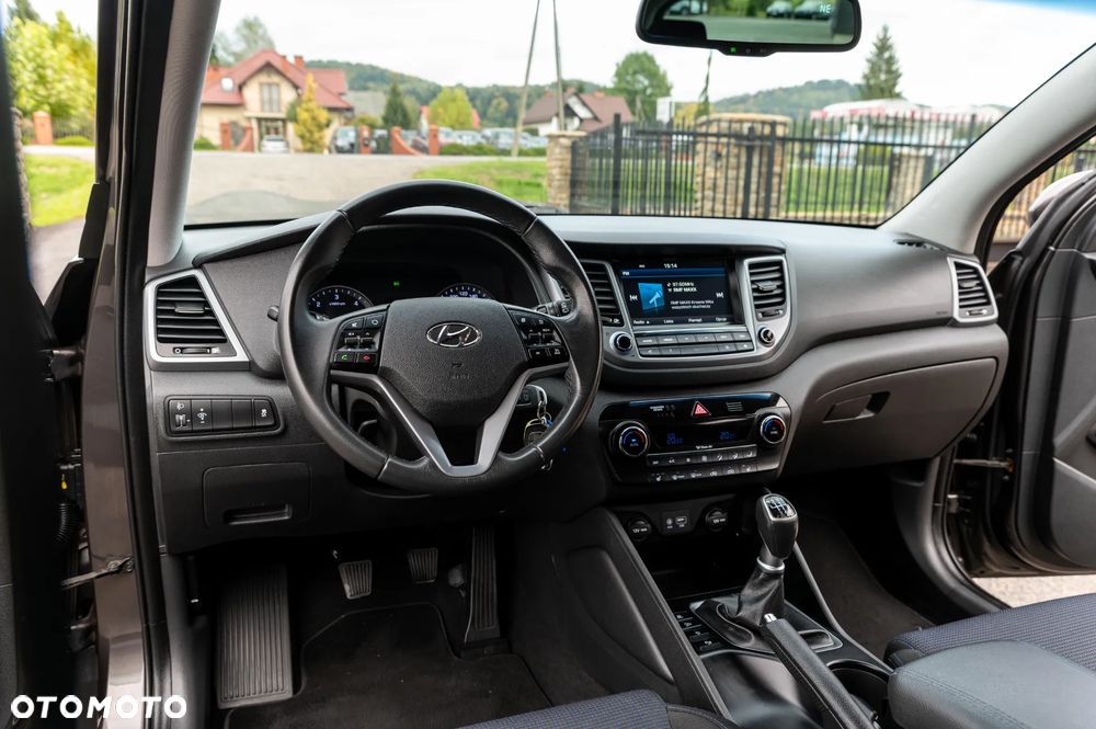 Hyundai Tucson blue 1.7 CRDi 2WD Trend - 35