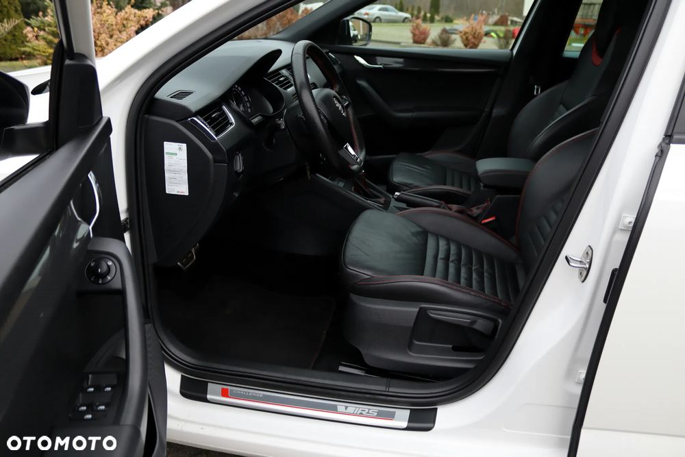 Skoda Octavia 2.0 TDI 4x4 DSG RS - 21