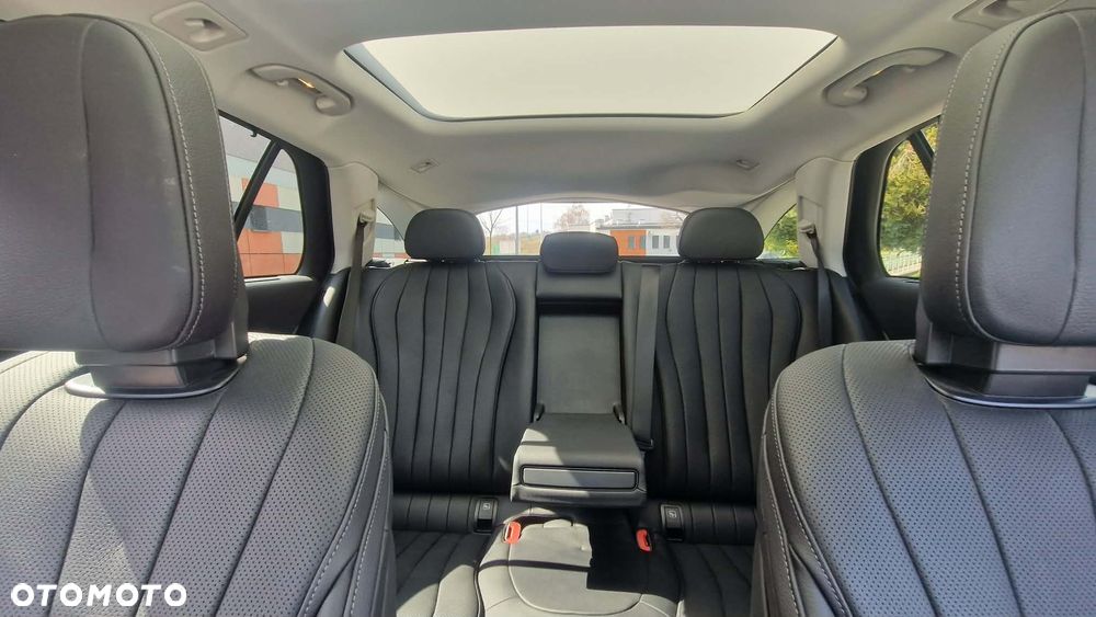 Mercedes-Benz Klasa E - 15