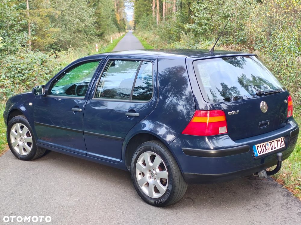 Volkswagen Golf - 12