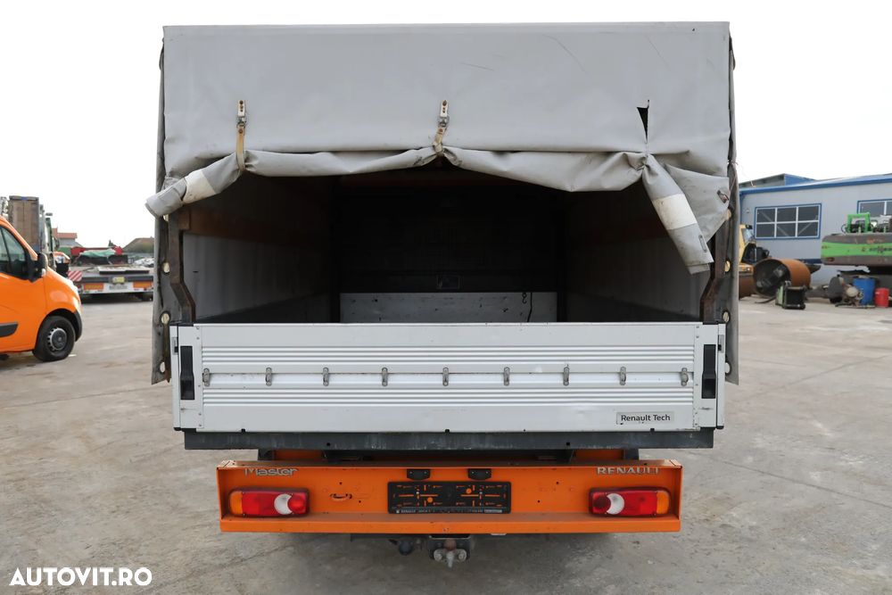 Renault Master III - 4