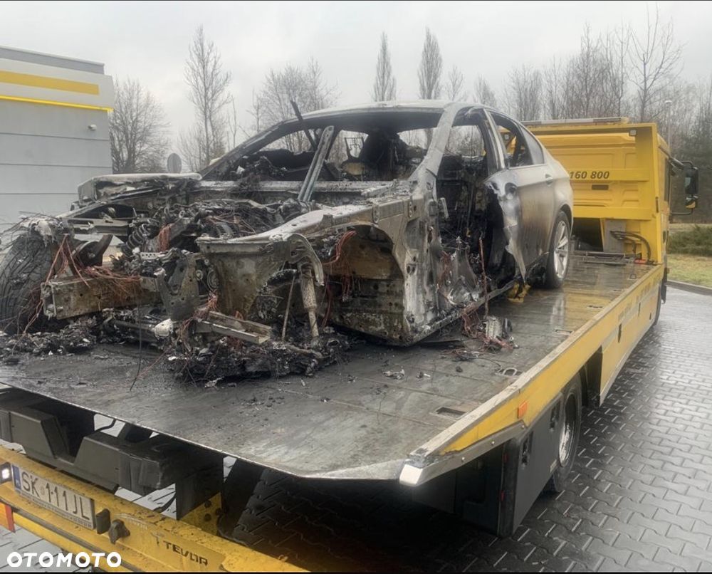 BMW Seria 5 518d - 3