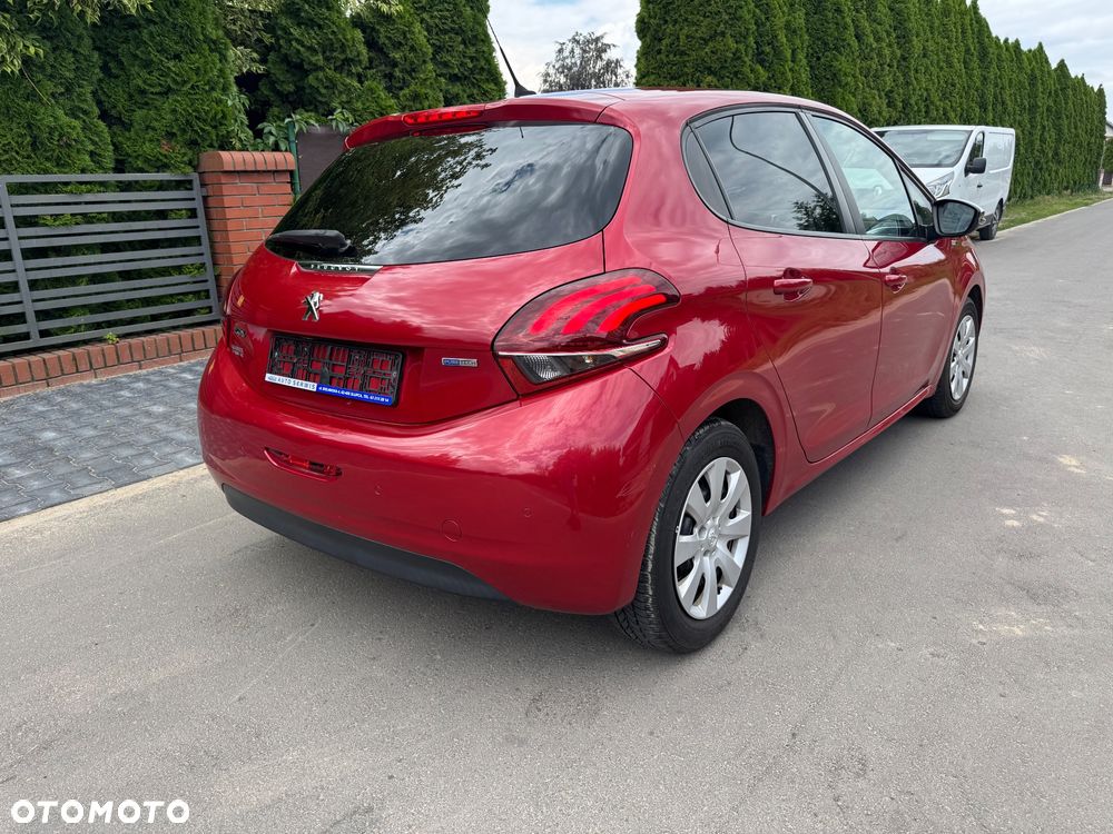 Peugeot 208 82 VTI Style - 5