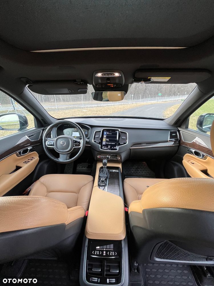 Volvo XC 90 T6 AWD Momentum 7os - 12