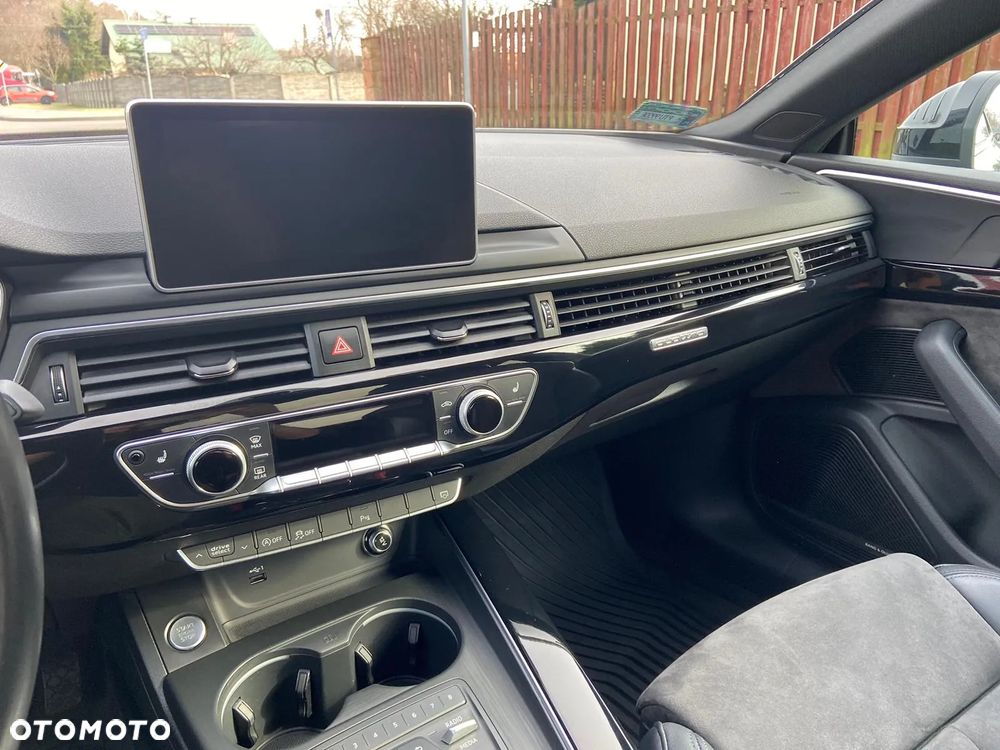 Audi A5 ver-45-tfsi-quattro-sport-s-tronic - 19