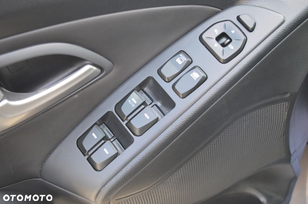 Hyundai ix35 1.6 2WD blue Comfort - 19