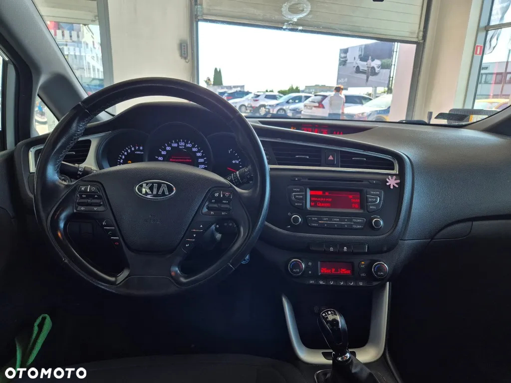 Kia Ceed Cee'd 1.6 GDI M - 12