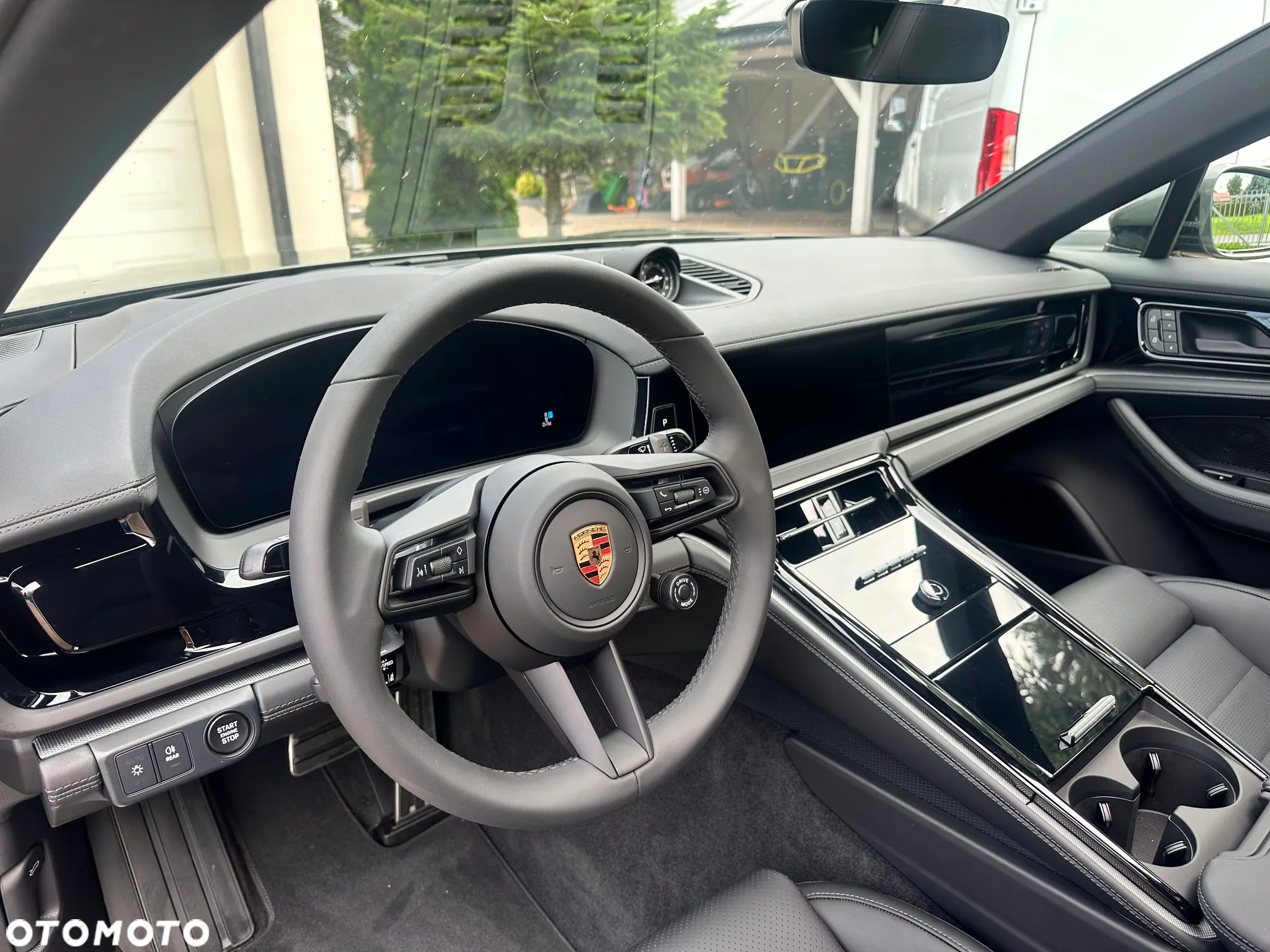 Porsche Panamera 4 E-Hybrid PHEV - 14