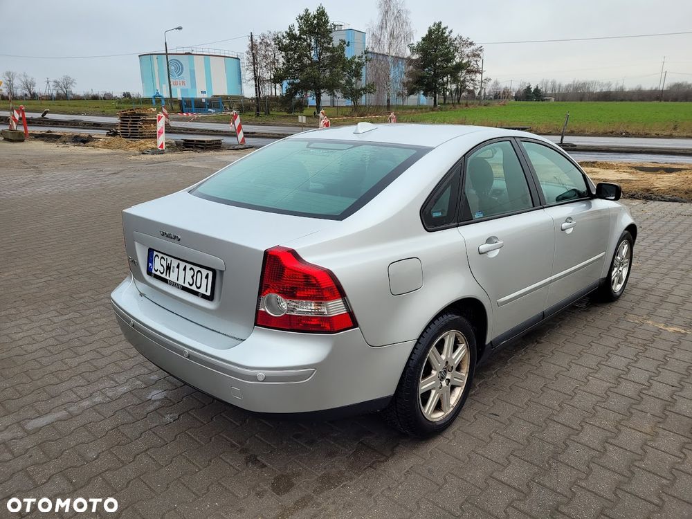 Volvo S40 2.0D Momentum - 8