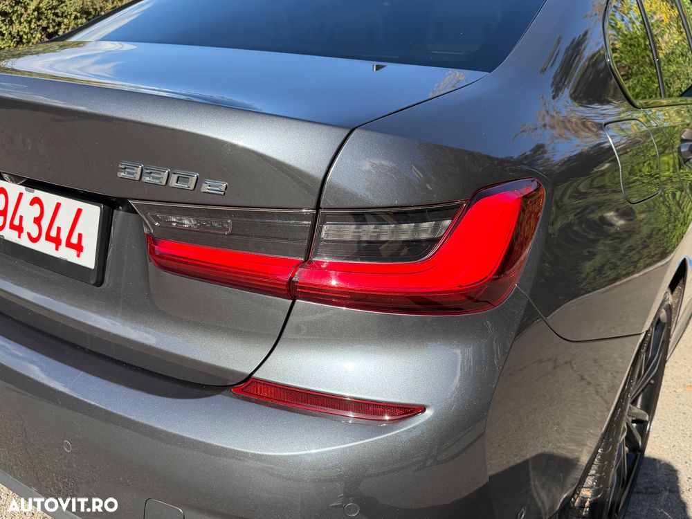 BMW Seria 3 330e AT PHEV - 14