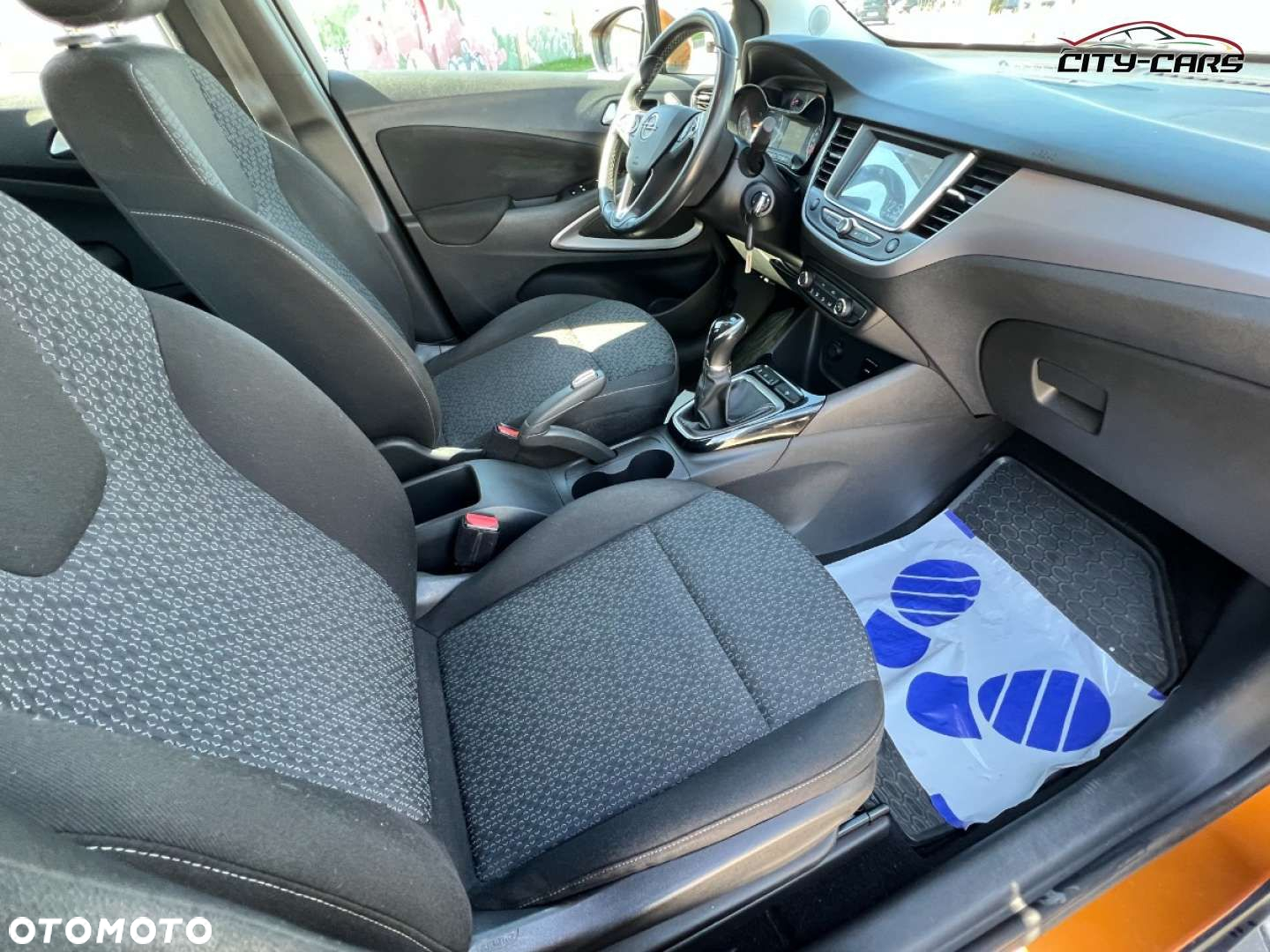 Opel Crossland X - 22