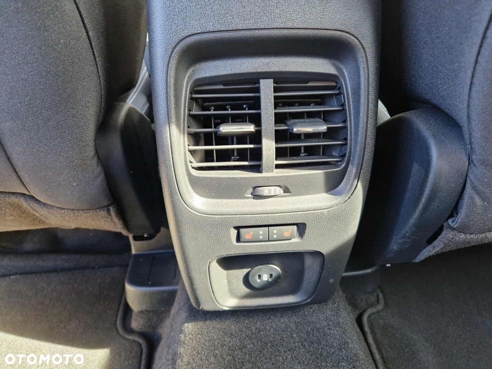 Ford Kuga 1.5 EcoBoost FWD Titanium X - 31