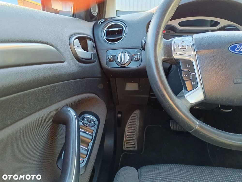 Ford Mondeo 2.0 T Titanium S MPS6 - 22