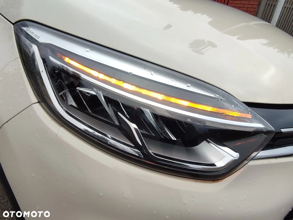 Renault Captur ENERGY TCe 120 EDC Elysee - 11