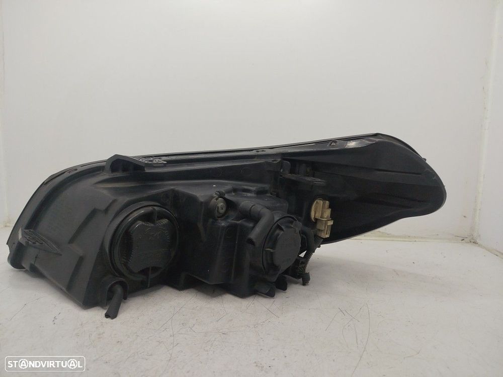 Farol/ Otica Dianteiro Dto Chevrolet Epica (Kl1_) - 2