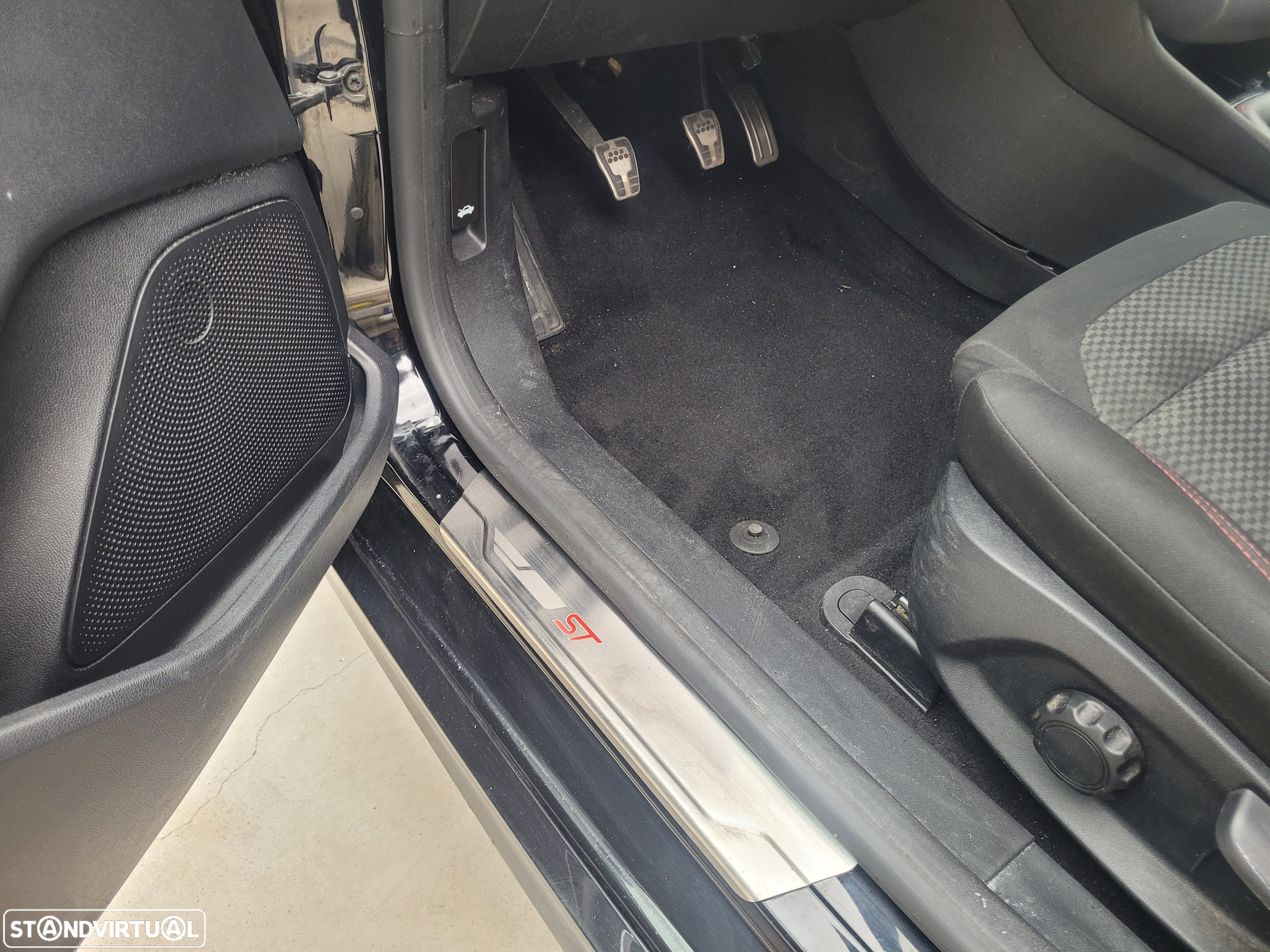 Ford Fiesta St Line 2020 para peças - 4