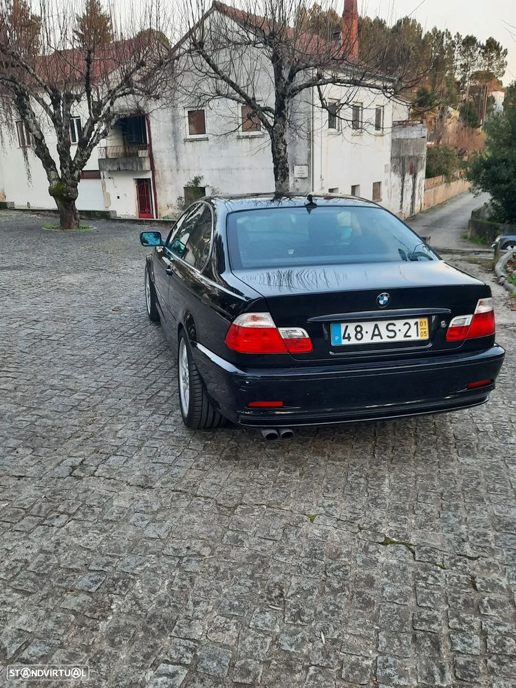 BMW 330 Ci - 3