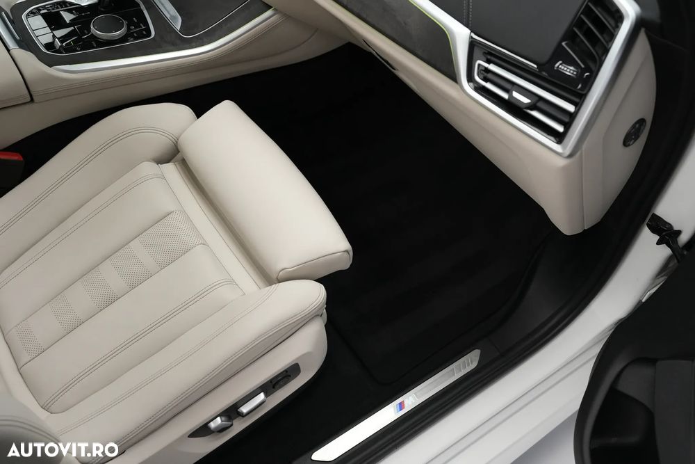 BMW X5 xDrive45e AT PHEV - 37