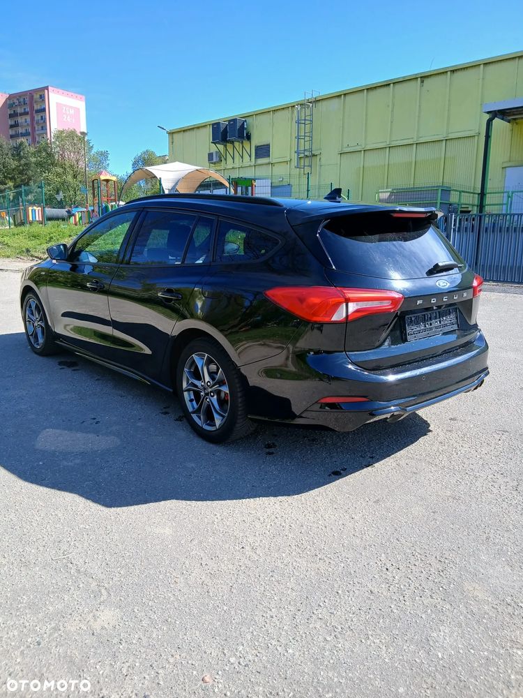 Ford Focus 1.0 EcoBoost Start-Stopp-System ST-LINE - 10