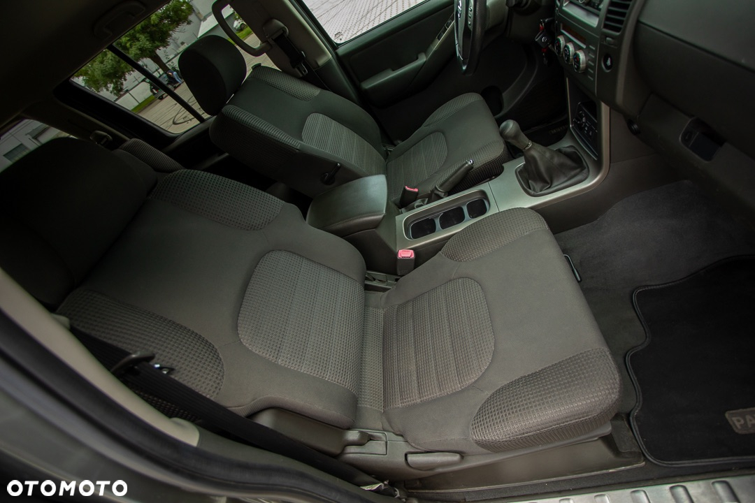 Nissan Pathfinder 2.5 D Platinum - 19