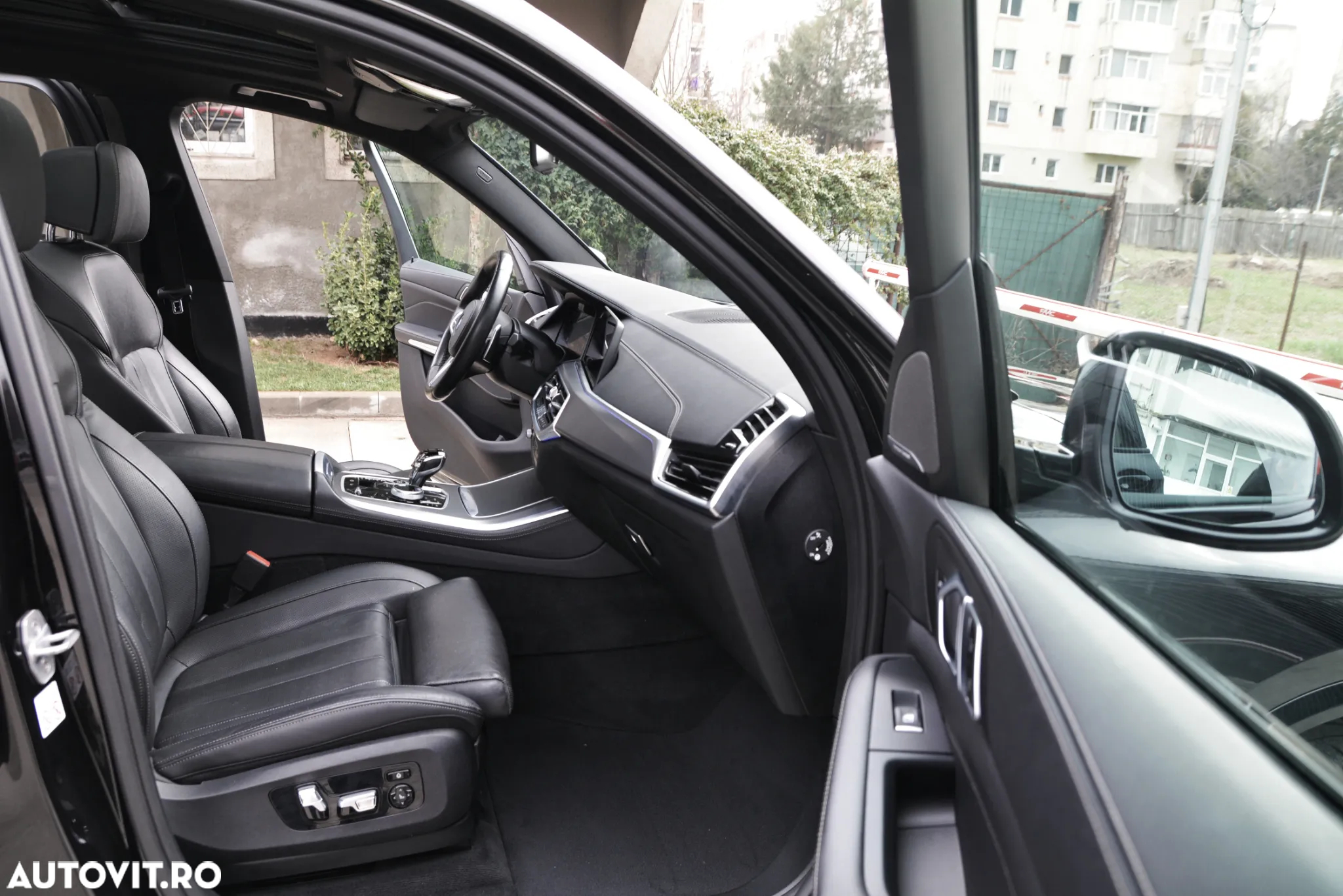 BMW X5 M M50d - 11