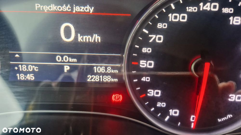 Audi A6 Avant - 10