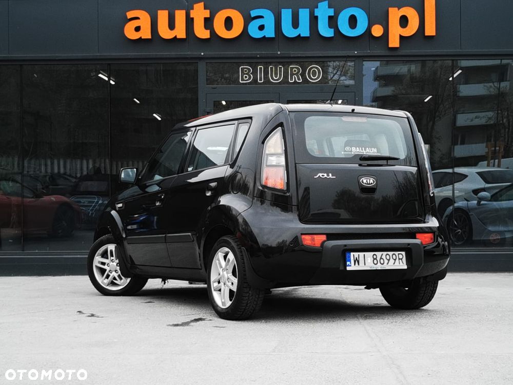 Kia Soul 1.6 L - 21