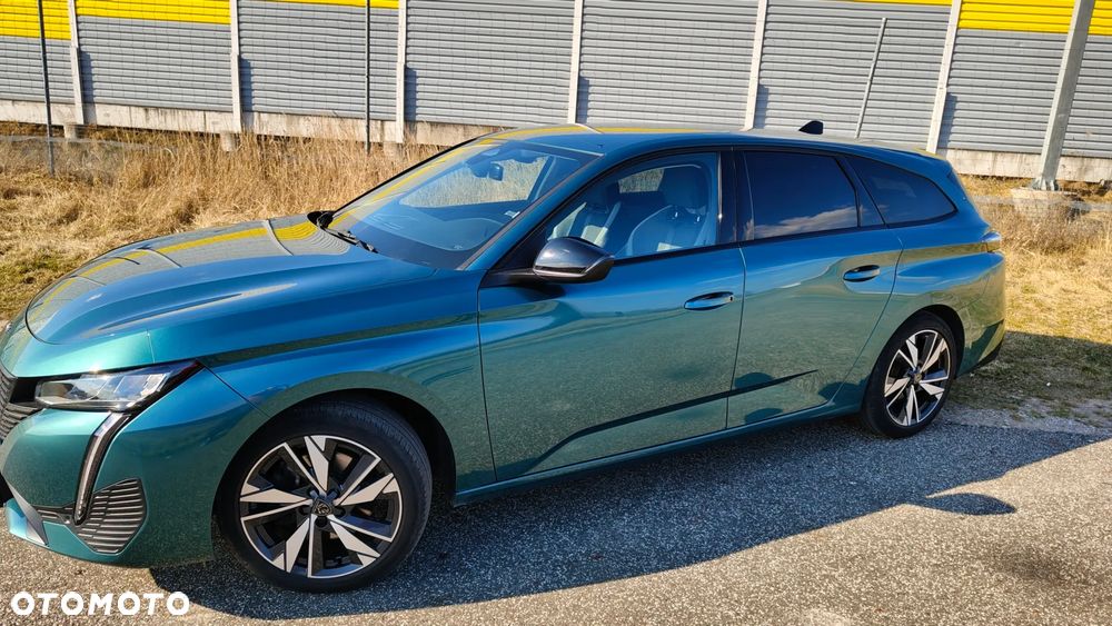 Peugeot 308 1.2 PureTech Allure S&S - 17