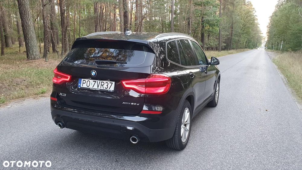 BMW X3 xDrive20d Advantage - 10