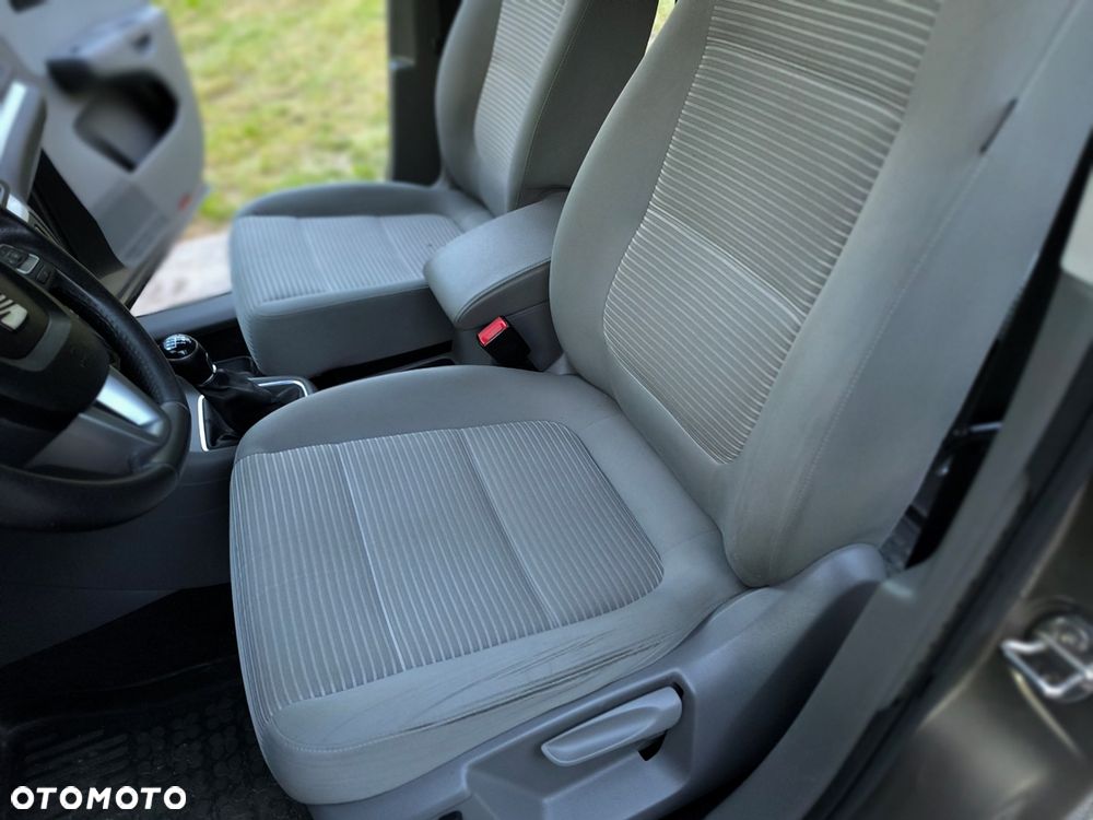 Seat Alhambra 2.0 TDI Start & Stop 4Kids - 25