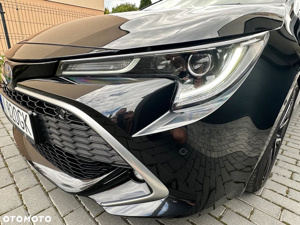 Toyota Corolla 2.0 Hybrid Executive - 6