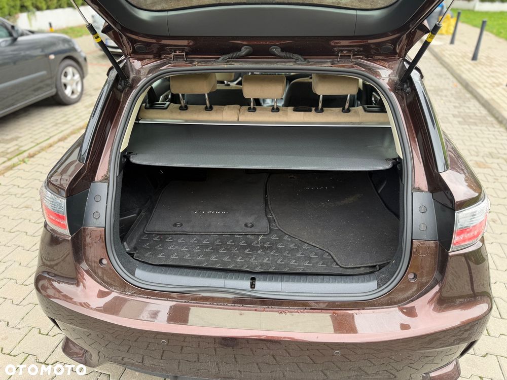 Lexus CT 200h Elegance EU6 - 9