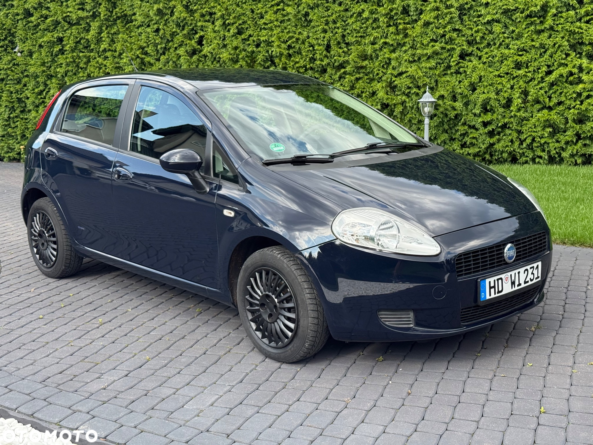 Fiat Grande Punto - 10