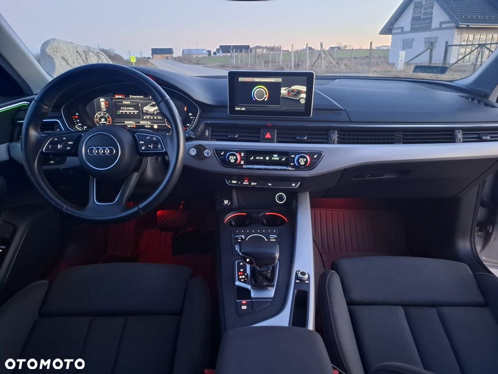 Audi A4 Avant 2.0 TDI S tronic - 25