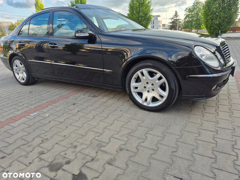 Mercedes-Benz Klasa E 500 4-Matic Avantgarde - 3