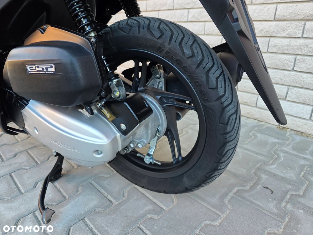 Honda PCX - 5
