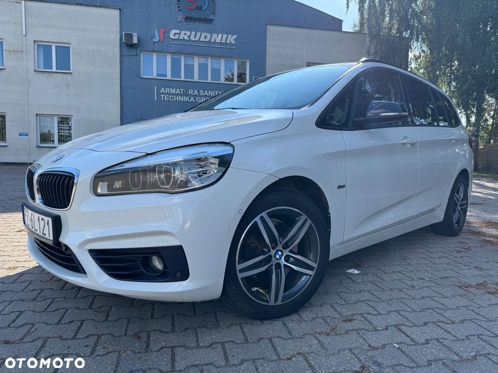 BMW Seria 2 218d Sport - 1