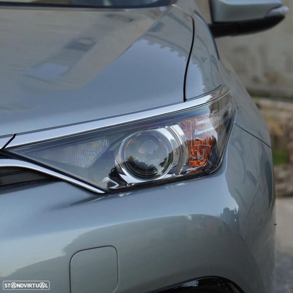 Toyota Auris 1.8 HSD Active - 39