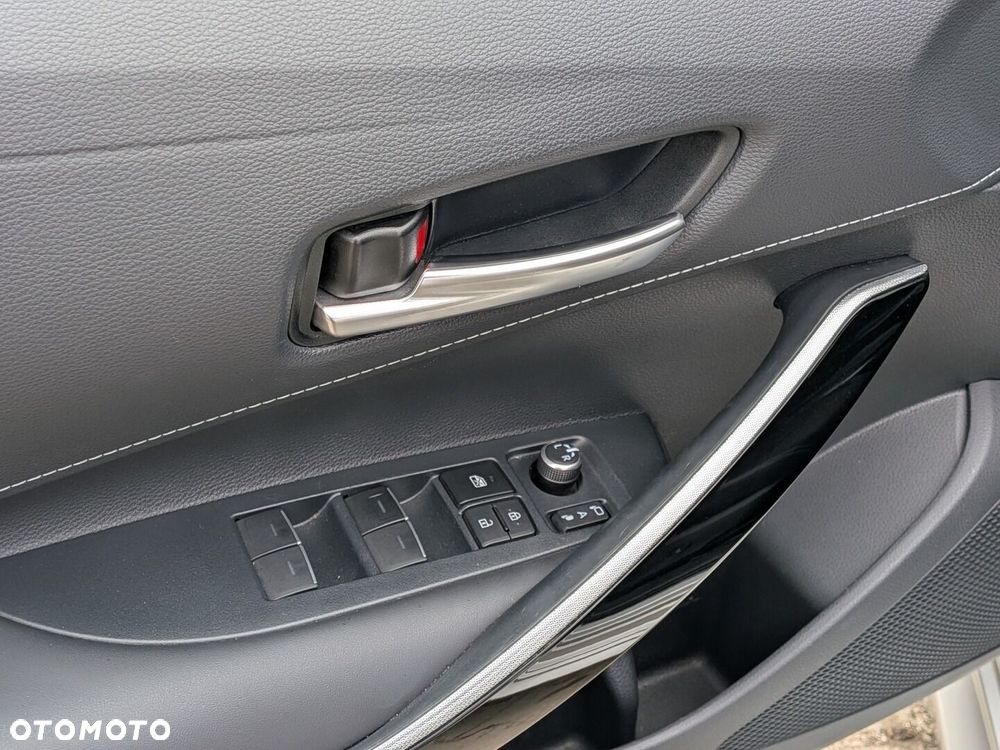 Toyota Corolla 2.0 Hybrid Comfort - 35