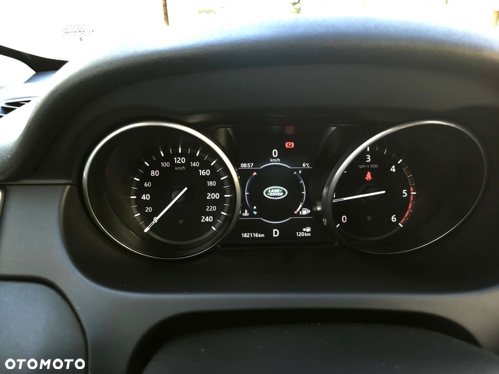 Land Rover Discovery Sport - 9