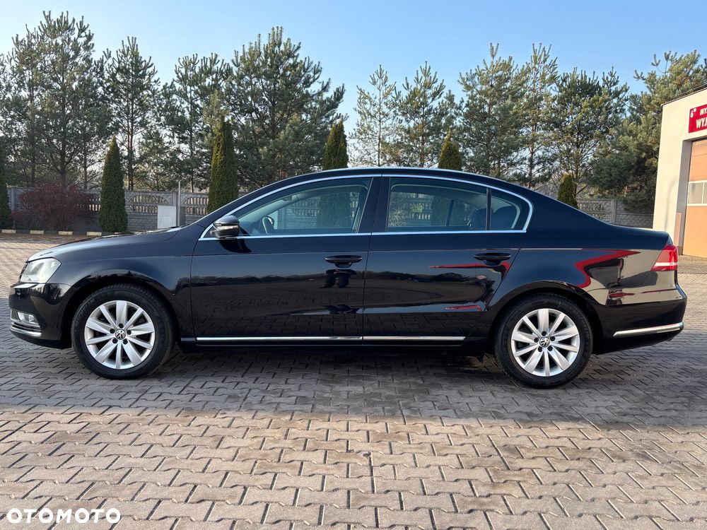 Volkswagen Passat - 8