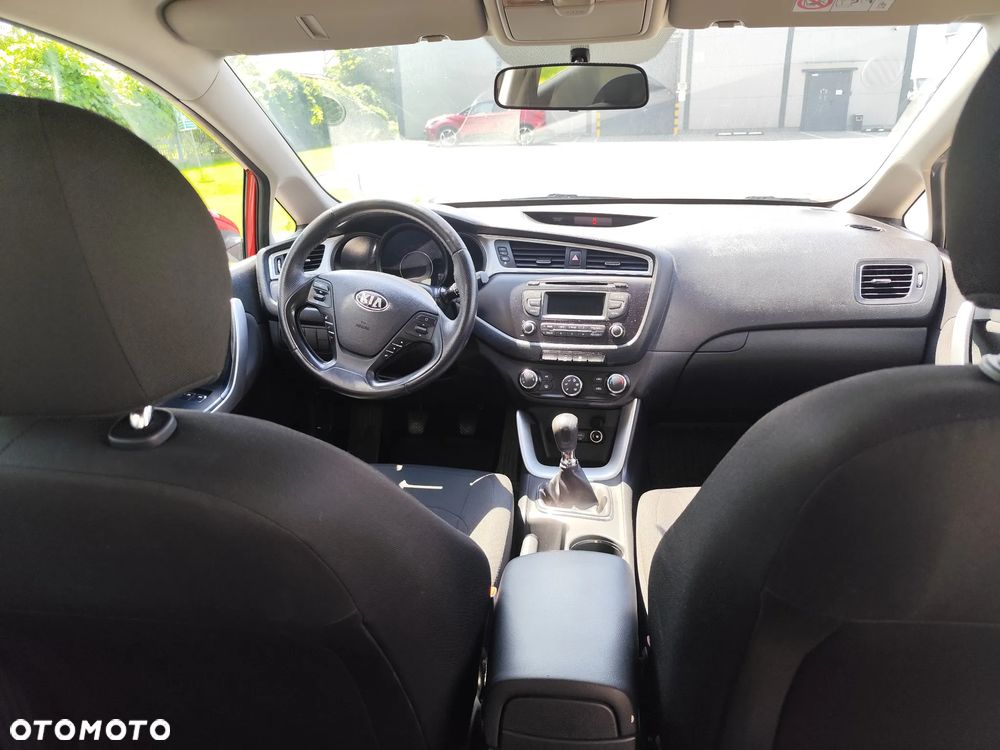 Kia Ceed 1.4 M - 24