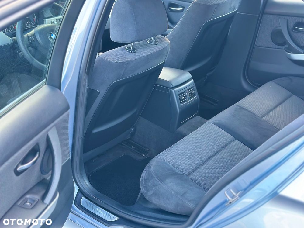BMW Seria 3 - 16