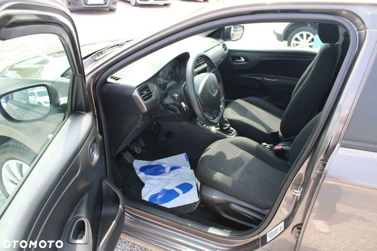 Peugeot 301 - 16