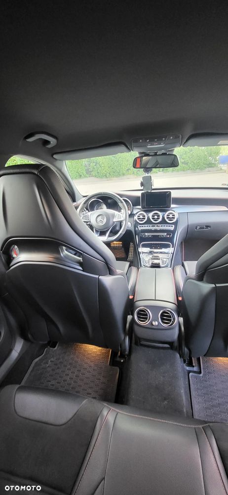 Mercedes-Benz Klasa C AMG 43 4-Matic - 18